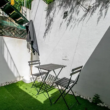 Charming Iii Apartman *