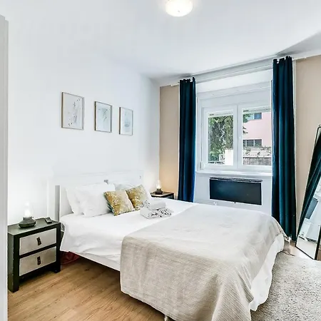 Charming Iii Apartamento *