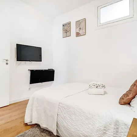 Apartment Charming Iii